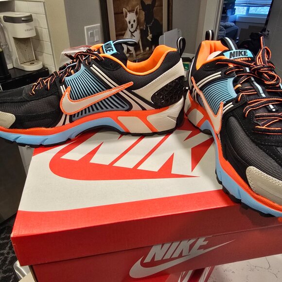 New Nike Air Zoom Vomero 5 Blue Orange Men's US Size 10 Wmns 11.5 FZ3963 010 NEW - Picture 3 of 10